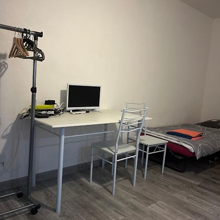 Logement Type Studio 1 Piece Proche Zenith Strasbourg Extérieur photo
