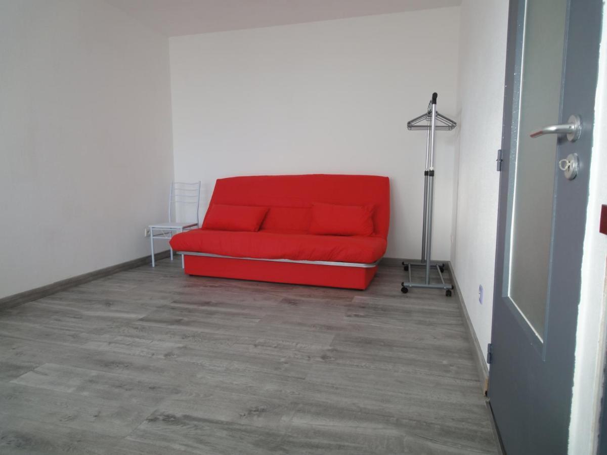 Logement Type Studio 1 Piece Proche Zenith Strasbourg Extérieur photo