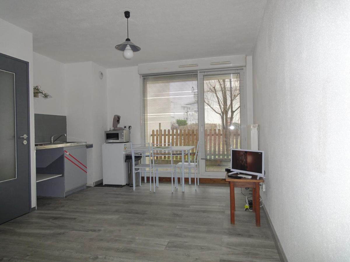 Logement Type Studio 1 Piece Proche Zenith Strasbourg Extérieur photo