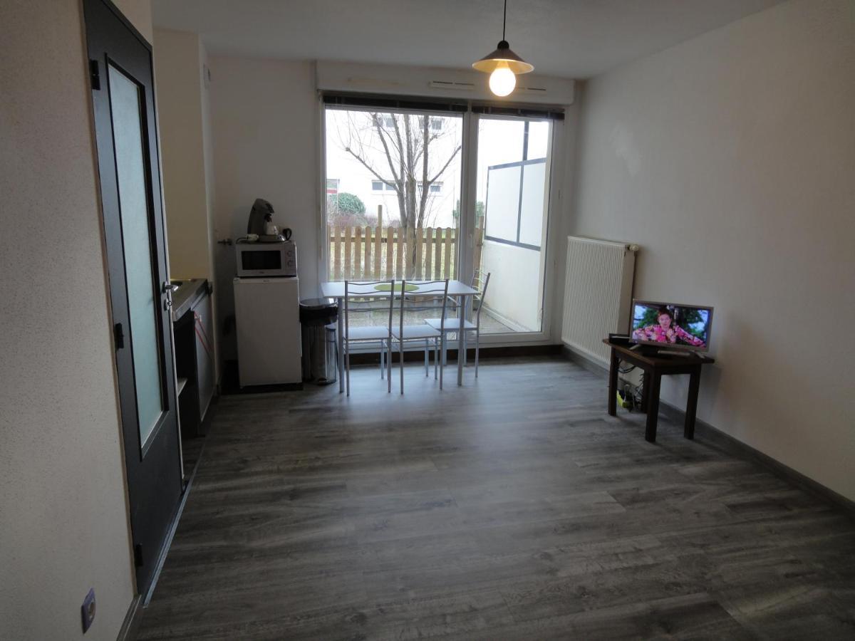 Logement Type Studio 1 Piece Proche Zenith Strasbourg Extérieur photo