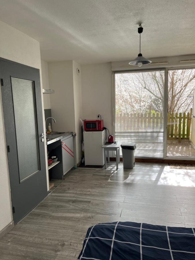 Logement Type Studio 1 Piece Proche Zenith Strasbourg Extérieur photo